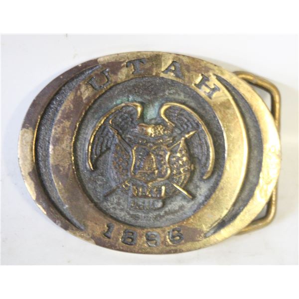 ESTATE SOLID BRASS MENS BELT BUCKLE 1983