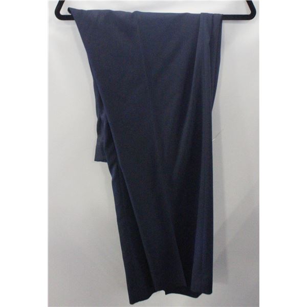 MENS HAGGER 36X32 NAVYBLUE DRESS PANTS