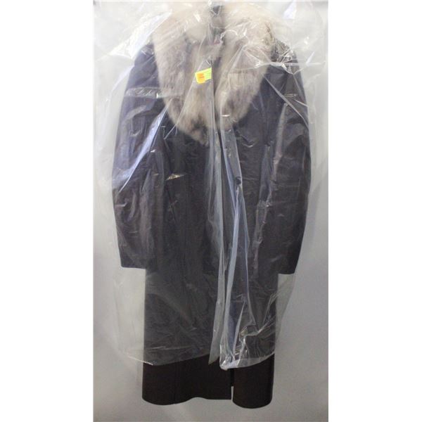 FULL-LENGTH DRESS JACKET, WINTER-INSULATED WITH