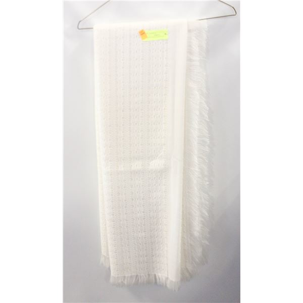 CREAM TABLECLOTH 55 X 82