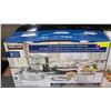 Image 1 : 10 PIECE KIRKLAND SIGNATURE 5-PLY COOKWARE SET