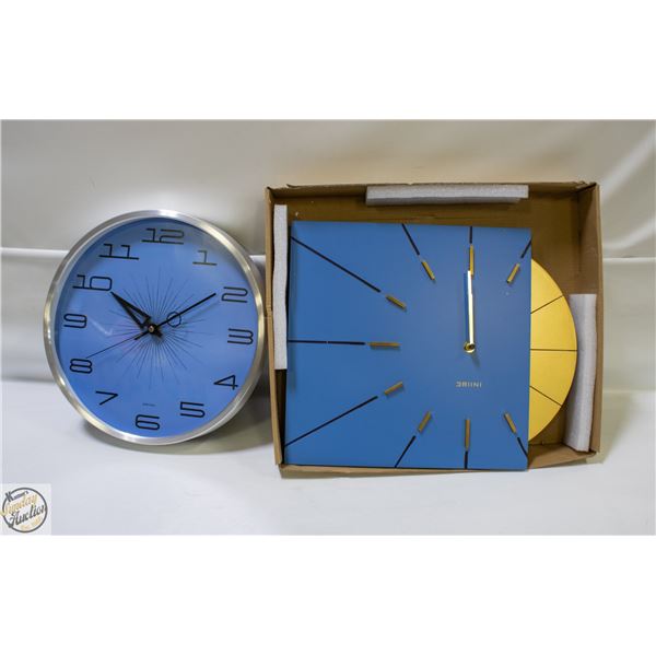 2 NEW DRIINI BRAND ROUND WALL CLOCKS SOLD TOGETHER