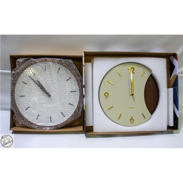2 NEW DRIINI BRAND ROUND WALL CLOCKS SOLD TOGETHER