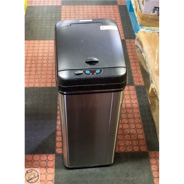 STAINLESS STEEL DISPOSABLE GARBAGE BIN