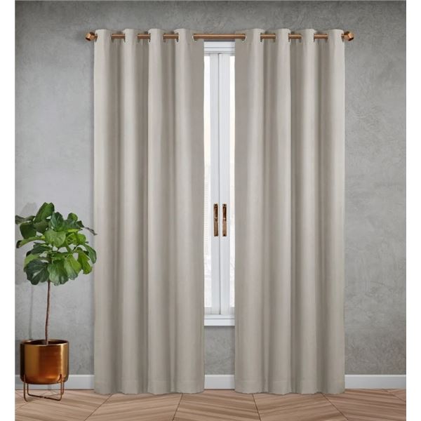 BRAND NEW SUNBLK BLACKOUT CURTAIN 2 PANELS