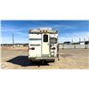 Image 4 : 1997 FORD XLT F350 DUALLY WITH 1990 CAMPER