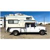 Image 6 : 1997 FORD XLT F350 DUALLY WITH 1990 CAMPER