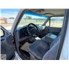 Image 9 : 1997 FORD XLT F350 DUALLY WITH 1990 CAMPER