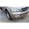 Image 18 : 2004 KIA SORENTO SUV 4X4