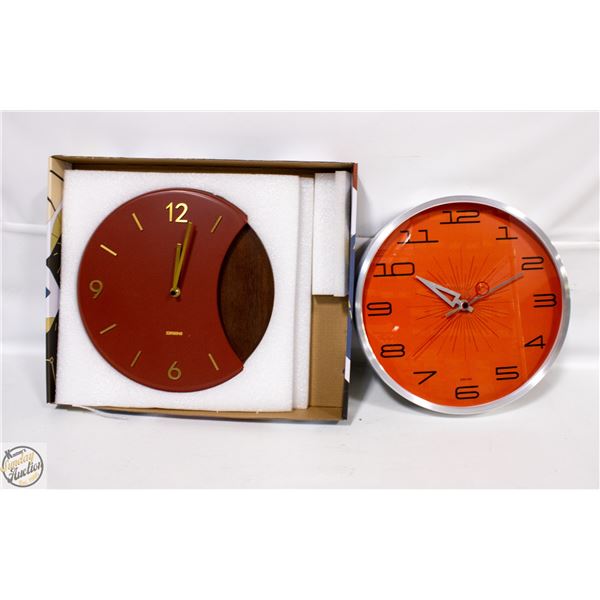 2 NEW DRIINI BRAND ROUND WALL CLOCKS SOLD TOGETHER
