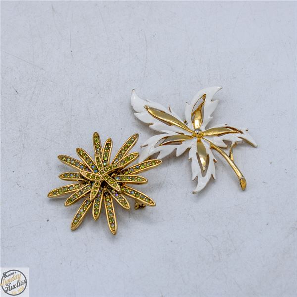 LOT OF 2 LADIES BROOCHES