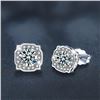 Image 2 : 1 CT GRA CERTIFIED SQUARE STYLE ROUND BRILLIANT