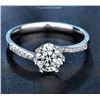 Image 2 : 1 CT GRA CERTIFIED ROUND BRILLIANT MOISSANITE