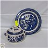 Image 1 : 13" BLUE WILLOW PATTERN PLATE BY