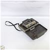 Image 1 : POLAROID 340 CAMERA