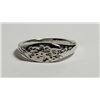 Image 1 : 4) SILVER TONE SIZE 7 EMBOSSED RING.