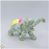 Image 1 : HAND-CARVED GREEN JADE OR SERPENTINE