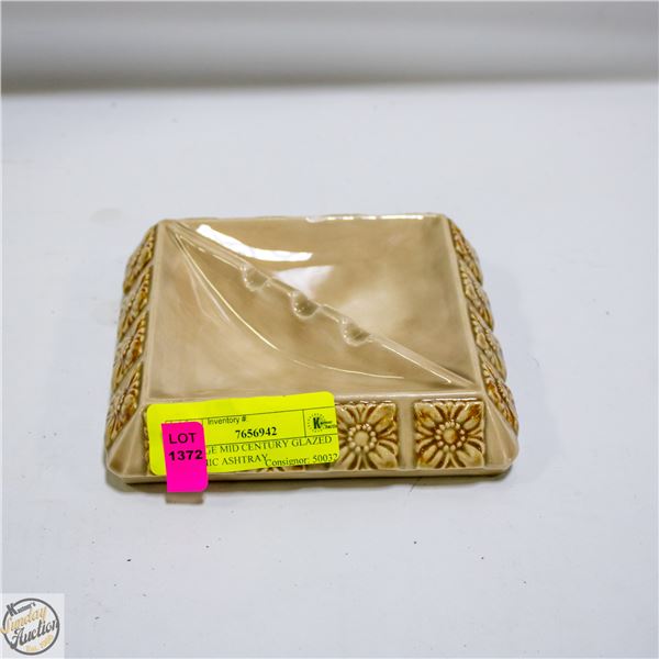 VINTAGE MID CENTURY GLAZED CERAMIC ASHTRAY