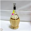 Image 1 : VINTAGE CHIANTI BOTTLE