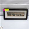 Image 1 : FRAMED ELEPHANT DISPLAY