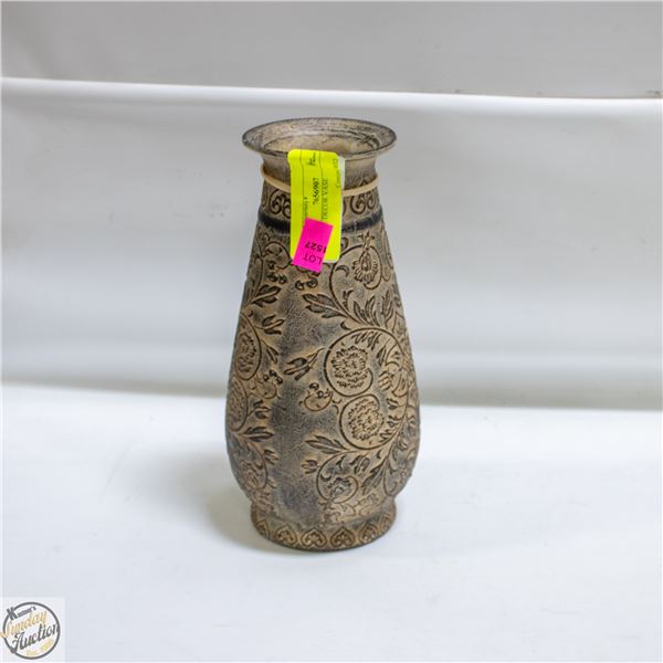 ORNATE DECOR VASE