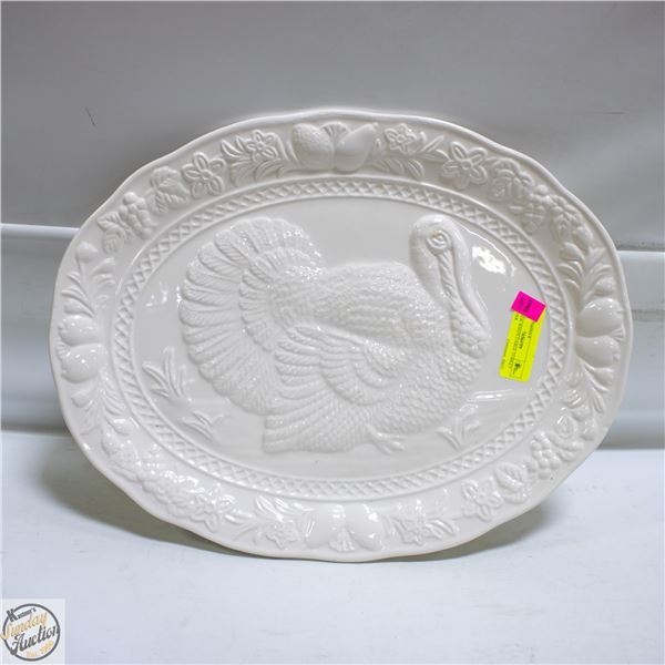 VINTAGE WHITE LARGE TURKEY PLATTER