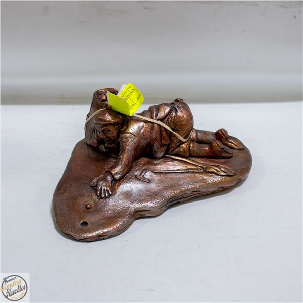 VINTAGE FUNNY GOLFER TROPHY PAINTED SIGNED BY JIM