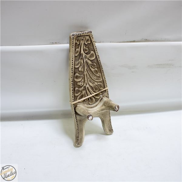VINTAGE FLORAL-EMBOSSED HARD RESIN COWBOY BOOT JAC