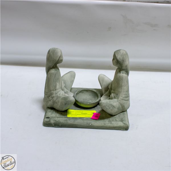 GREEN MEDITATION CANDLE HOLDER