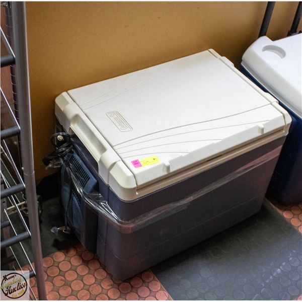 COLEMAN POWER CHILL 40 QUART THERMO ELECTRIC
