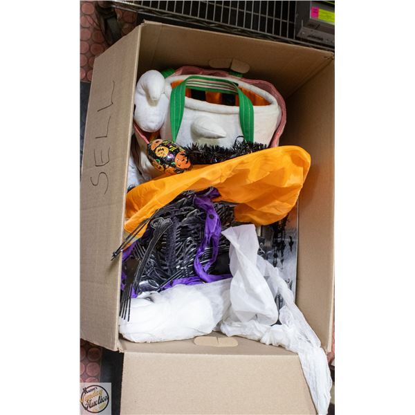LOT OF HALLOWEEN DECORATIONS AND SIGNS