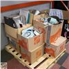 Image 1 : ESTATE PALLET- ASSORTED HOUSEHOLD/DÉCOR ITEMS