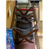 Image 1 : FOLDING SUITCASE STAND/RACK- 26" X 20" X 19"