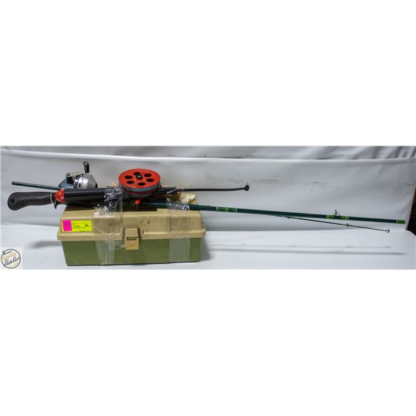 FISHING ROD & TACKLE BOX