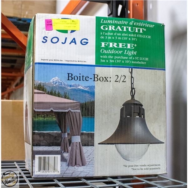 OUTDOOR CORDED LIGHT FIXTURE IN BOX