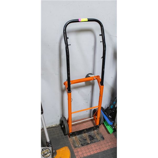 ESTATE ORANGE TROLLY - USED