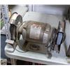 Image 1 : 8" PROFESSIONAL BENCH GRINDER