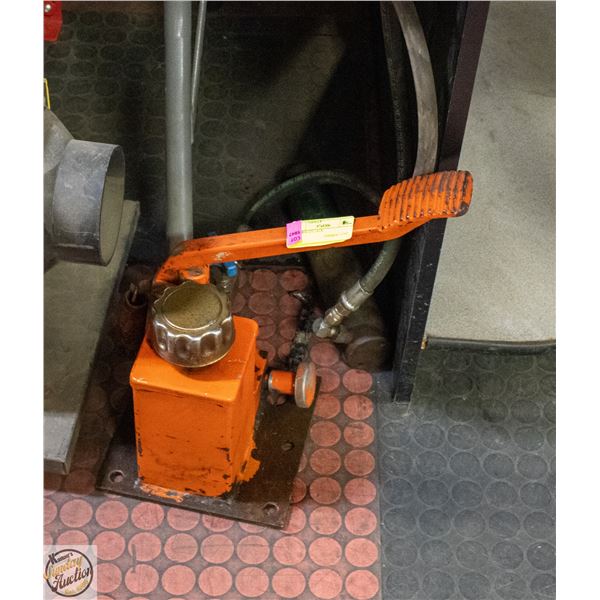 HYDRAULIC JACK