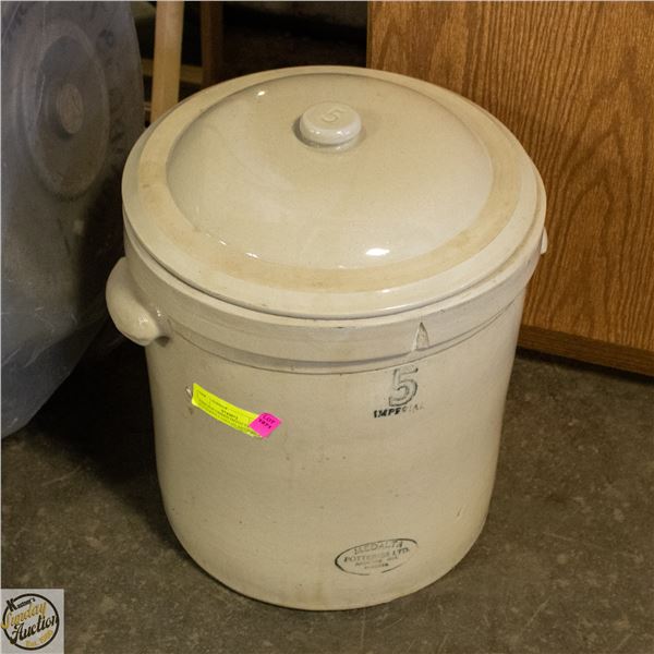 VINTAGE LIDDED MEDALTA POTTERIES 5 GALLON IMPERIAL