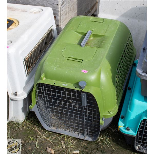 ANIMAL CARRIER