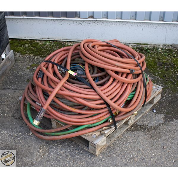 PALLET OF COMMER. HOSES/EXTENSION CORD/GARDEN HOSE