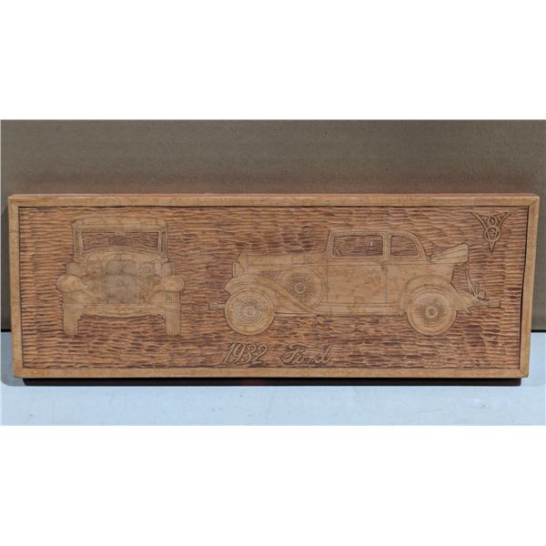 VTG 1985 Enesco 1932 Ford V8 Model 18 Car Wooden 3D Wall Plaque