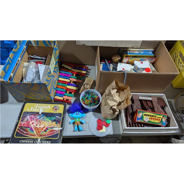 VTG Hasbro Chinese Checkers, Noughts & Crosses Constructor, Toy Xylophone & More