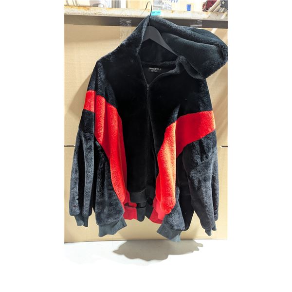 Pthahnil Samle Vancouver Black & Red Faux Fur Zip Jacket