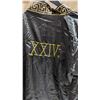 Image 4 : Bruno Mars 24K Magic World Tour VIP Concert Satin Robe & Belt