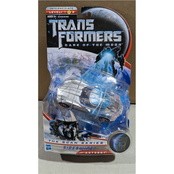 2011 Hasbro Transformers Dark of the Moon Scan Series Sideswipe Figure