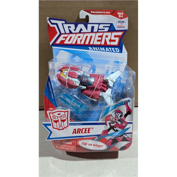 2011 Hasbro Transformers Animated Arcee Deluxe Class Action Figure