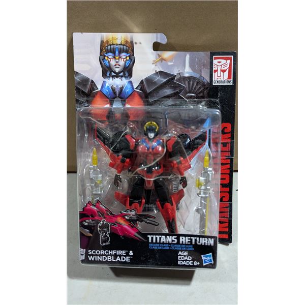 2017 Hasbro Transformers Titans Return Scorchfire & Windblade
