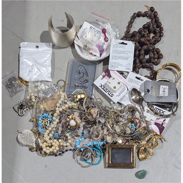 Jewelry Lot