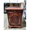 Image 1 : VTG Kroehler End Table